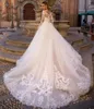 2022 Abiti da sposa in pizzo elegante con perline Mermaid Abiti da sposa con appliques a maniche lunghe di treno staccabile abito da sposa in raso avorio