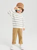 Pullover für Kleinkinder und Jungen mit Streifenmuster und überschnittener Schulter SHE01