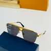 Man Tasarımcı Güneş Gözlüğü Erkekler Siyah veya Beyaz Asetat Çerçeve Eğimli Ön Z1502E LI234S boyunca lens desenlerine kazınmış harflerle
