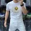 T-shirt da uomo con logo del marchio di moda 2022 Estate New Ice Silk Modello personalizzato Lettera Hot Diamond Design Manica corta Girocollo Slim Multi-color Tees M-4XL