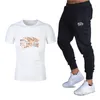 Stilista estivo Tute da uomo Completi da camicia Pantaloni da basket Set da uomo Maglietta casual Pantaloni da jogging Top Palestre Fitness Pantaloni sportivi Abbigliamento uomo