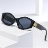 Lunettes de soleil yeux de chat personnalité noire pour femmes lunettes de marque de mode UV400 lunettes de visière de loisirs pour hommes en gros