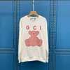 2022 Wysokiej jakości nowa oferta specjalna Autumn G + Pink Bear Naklejka haftowana litera okrągła szyja sweter damski starzejący się top z długim rękawem