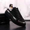 Modedesigner snörning Black Wedding Platform Party Men Shoes Spring Autumn Leather Red Flat Casual Sneakers Round Toe Luxury Outdoor Loafers