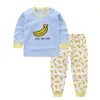 Детские мальчики девочки пижама устанавливает мультипликационные припечатки с длинным рукавом o шея в футболке с брюками малыш осенняя спальная одежда 220715