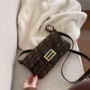 Handtasche Taschen alte Blumenstickerei mittlere alte Methode Stick weibliche Vitag hochwertige Achselhöhle kleiner quadratischer Code 57