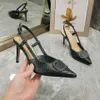 San Valentino sandali Designer di tallone ad alto tacco sandali da donna v Scarpe per scarpe in pelle Teli alti Slingback Signatura Pompa Laceup in pelle di vitello Pompa Sandalo Sandalo a punta luminosa Fashi AJF9