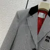 Kvinnors kostymer Blazers Designer 2022 Kvinnor Vintage Blazer Houndstooth Peacoat Skr￤ddarsydd jacka P￤lsflickor Milan Runway Brand Luxury Single-Breasted Letter TZ5Z
