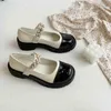 Dress Shoes Vintage Girls Mary Janes Fashion British Style Zapatillas Mujer 2022 Summer Lolita Pearl Decoration Platform Ladies 220516