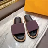 Luxury Designer Slide Slippers Summer sandals Men Beach Indoor Flat Flip Flops Leather Lady Women Fashion Classic Shoes Ladies Size 35-45 with box