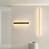 Strip wandlampen moderne eenvoudige woonkamer bank achtergrond wandlampen minimalistische slaapkamer nachtkastje lichtarmatuur gangpad trap