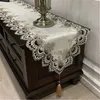 Luxury Table Runners for Dining Wedding Party Christmas Decor Europe TV Cabinet Tea Embroidered cloth Dresser 220615