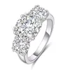 Кластерные кольца модный S925 Серебро 5 3 Каменное круглое Моссанитовое кольцо Женщины ювелирные изделия из белого золота D Color Vvs1 Diamond Kenn22