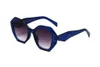 مصمم النظارات الشمسية الكلاسيكية نظارة نظارة شاطئ الشاطئ في الهواء الطلق لرجل امرأة