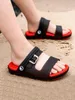 Jongens twee toon gesp detail schuif sandalen zij