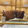 Оптовые дамы газовые сумки высокой емкости мода Jiaozi сумки, элегантные классические старые конструкции и ретро сумка в этом году народные контрастные кожаные рюкзаки