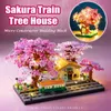Sakura Train Tree House Modello Costruttore set City Micro Building Block Cherry Street View Brick Montessori MOC Christmas Toys 220715