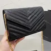 Met doosontwerper WOC Envelope schoudertassen met ketting voor vrouwen mode luxe lederen crossbody handtas zwarte kaki witte kaviaar flap tas tas