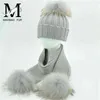 Moeder- en kinderhoed en sjaalset van hoge kwaliteit winter echte wasbeer bont pom gebreide mode nieuwe hoeden hoed sjaals j220722