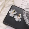 Cuelga la lámpara EN 2022 Flor nupcial hecha a mano Bohemia Boho Mujeres Moda Pendientes colgantes largos Cristal Mujer Pendientes de boda Fiesta Judío