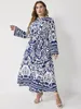 Kleider in Übergrößen Allover-Print, gekerbtes Ausschnittkleid mit Gürtel Q8Fq#Plus