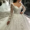 Luxury Lace Bröllopsklänning Långärmade 2022 Robe de Mariage Beaded Appliqued Ball Gown Bridal Dresses Arabian Vestido de Noiva
