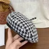 Berets Fedoras Hat Female Houndstooth Beret Retro Fashion Painter Knitted Plaid Flat Casual Temperament Octagonal HatBerets Wend22