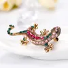 Crystal Lizard Personaliserade broscher för kvinnor Animal Alloy Gecko Four-Claw Snake Corsage Pin Engagement Bridal smycken Tillbehör