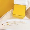 Pulseira de grife para mulheres pendentes de diamante designers jóias cadeia de ouro slide de luxo de luxo de amor pulseiras com caixa heanpok 22051802r