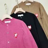 Cardigan de lã rosa feminino redondo bordado amor cashmere suéter jaqueta casal suéter
