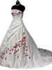 Burgunderrote und weiße Gothic-Hochzeitskleider 2022, Perlenstickerei, Schnürkorsett, Country Stain, Outdoor-Brautkleid in Übergröße