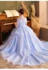 Lace azul 2022 vestidos de niña de flores niveles de cuello transparente vestidos de novia vestidos de novia baratos de la primera comunión vestidos de concurso de la primera comunión vestidos