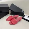 Oran Designer Sandal Slippe avec Og Box Sac à poussière Femmes Chaussures Paris Flat Sands Sandaux Patent Cuir Summer Classic Womens Slides Nappa Leathe S S
