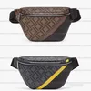 Diseñador de lujo para mujer Riñoneras Bolsas de cintura bolso Relieve lienzo moda Bumbag Grandes bolsos de graffiti bolsas de viaje Crossbody3322