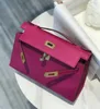 Marke Handtasche 22 cm Marke Mini -Tasche Luxus Clutch Bag Echtes Leder handgefertigt Qualität Fuchsia Hellgelb viele Farben Schnelle Lieferung