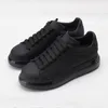 48 kolorów New Designer's Casual Shoes Mens Fashion Suede Women Leather Lace Up Platform S Ivory Triple Black Studd Shiny Clear Sole Trainers Racer Trampki do biegania