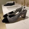 클래식 디자이너 샌들 고품질 여성 웨딩 드레스 신발 여름 두꺼운 발 뒤꿈치 패션 라운드 헤드 슬라이드 100% 가죽 플랫폼 사무실 대형 샌들 wirh 상자