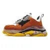 Designer 17FW Triple S Clear Sole Chaussures de course Hommes Femmes Blanc Noir Volt Rouge Jaune Vert Néon Bleu Rose Hommes Baskets de sport de marche en plein air