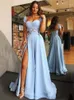 Vestidos de festa elegantes azul claro baile 2022 Sexy Side Split Apliques