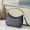 10A L Bag Top Tier Lear Luxuries Designers Black Small Embessed Bag Women Mone Moon Sumbag Overvelope стеганая сумка на молнии на молнии
