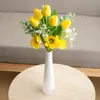 Decoratieve bloemen kransen hoogwaardige kunstmatige bloem tulpen wit trouwfeestje boeket gesimuleerde zijden nep huis woonkamer decorativ