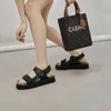 Sandalen mit beigem Absatz, Damenschuh, Sommer, zunehmende Höhe, schwarze Mädchen, klare, bequeme, niedrige Damensandalen