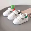 Çocuk Beyaz Ayakkabı Yeni Moda Klasik Kız Erkek Pu Nefes Patchwork Kauçuk Sneakers Yürümeye Başlayan Çocuklar Rahat Ayakkabı Bebek Ayakkabıları G220527