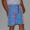 Pantaloncini da uomo Uomo Estate Striscia colorata riflettente Hip Hop Strada Pantaloni corti casual Uomo Discoteca Costume di scena Elastico in vita BermudaUomo