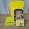 Vente chaude Yellow de haute qualité Yellow 1884 montres Boxes Regarder des papiers de boîte originaux Sac à main en cuir de bois pour chronospace Superacisseur Wristwatches Superocéan