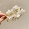 Akrilik Simülasyon Çiçek Saç Pençeleri Klipler Kadın Beyaz Rhinestone Petal Zarif Çiçek Saç Yengeç Saç Kelepçesi Başlık
