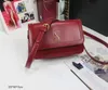 2022 Luxus Umhängetaschen Hochwertige Handtaschen Bestseller Brieftasche Frauen Taschen Umhängetasche Hobo Geldbörsen RED Fashion Bagi sfdjhj