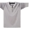 T-shirt da uomo Moda Autunno Marca Trend Slim Fit T-shirt a maniche lunghe da uomo Colletto patchwork T-shirt con scollo a V T-shirt in cotone Plus Size 6XL