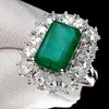 Design 925 Gümüş Renkli Parti Takı Kadınlar Vintage Büyük Yüzük Emerald Nişan Yüzüğü Zirkon Taş Alyans2669133