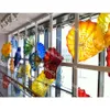 Handgefertigte Kunstlampen, moderne mundgeblasene Blumenteller aus Muranoglas, zum Aufhängen an der Wand, individuelle 20 bis 40 cm